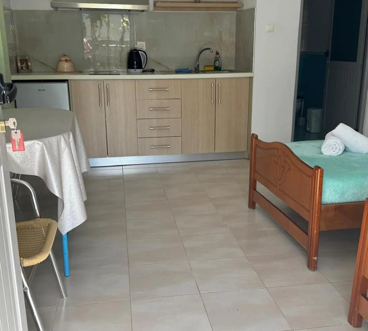 Emy'S Rooms Himara Apartament