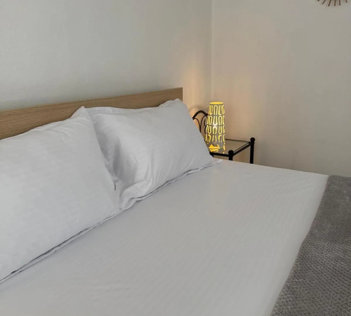 Emy'S Rooms Himarë