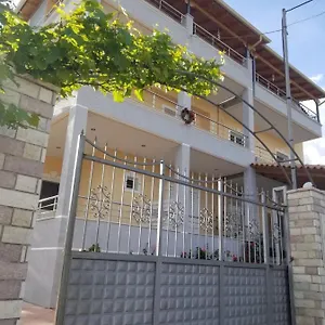 Xani Apartment